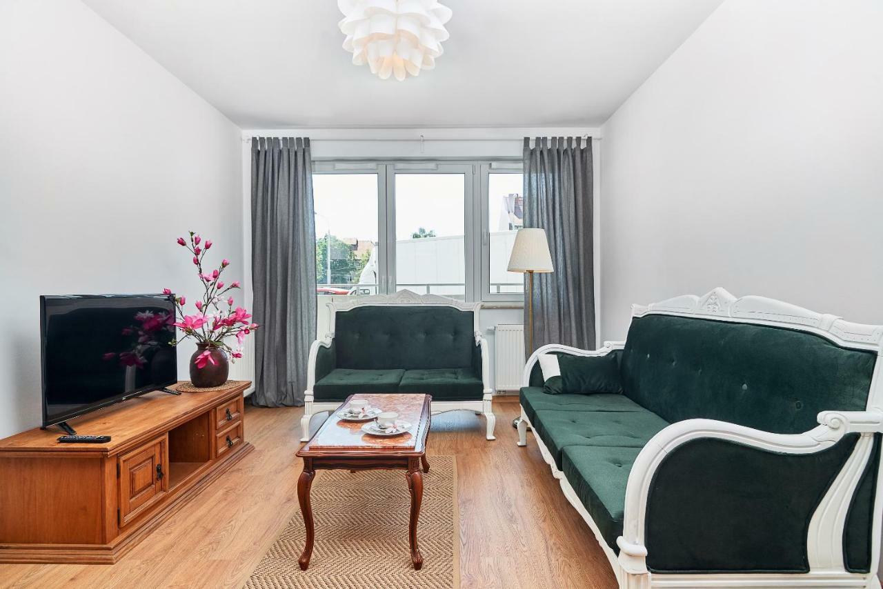 Vintage Apartment In New Estate With Parking - Krzyki Wroclaw By Noclegi Renters מראה חיצוני תמונה