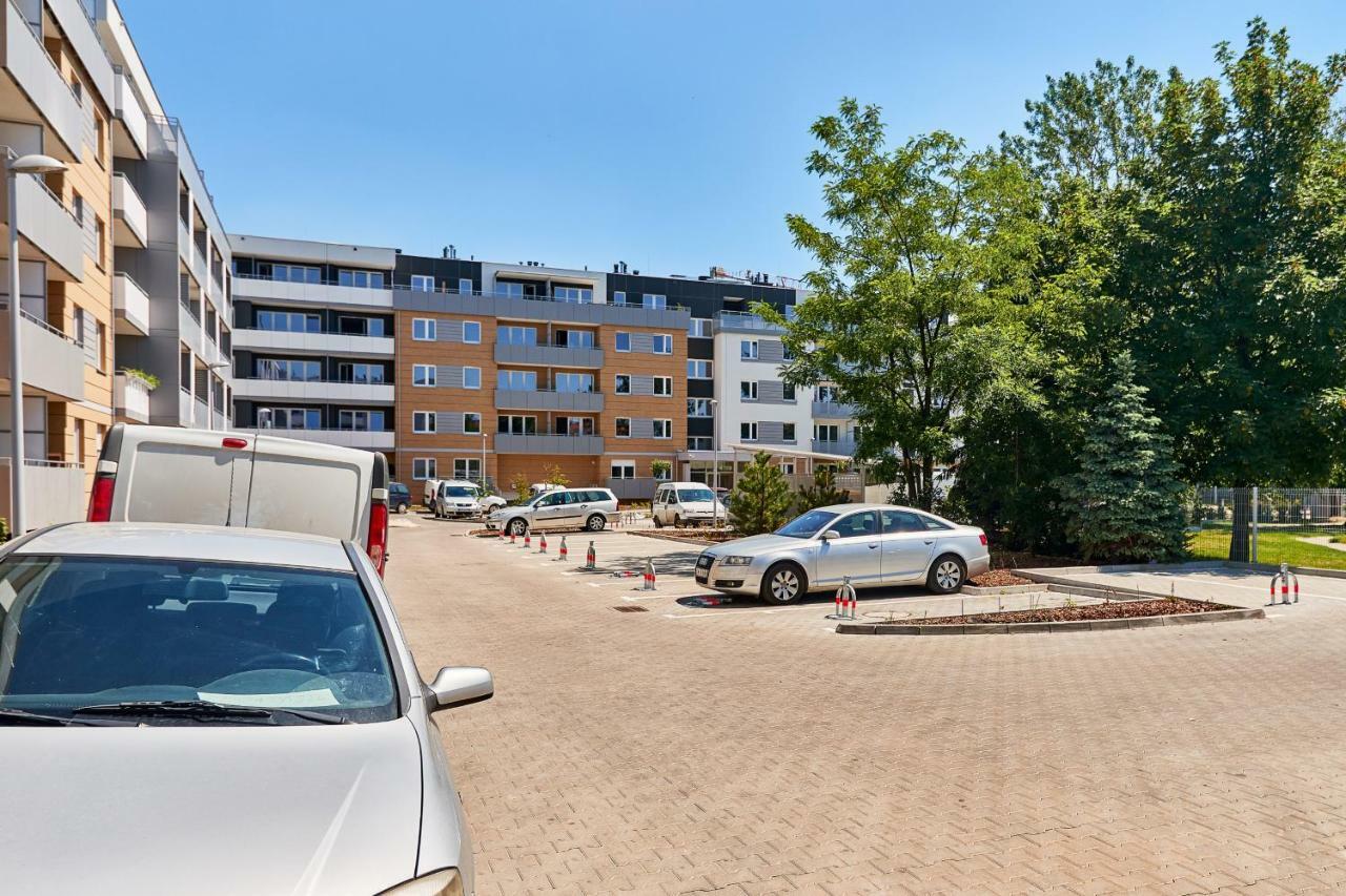 Vintage Apartment In New Estate With Parking - Krzyki Wroclaw By Noclegi Renters מראה חיצוני תמונה
